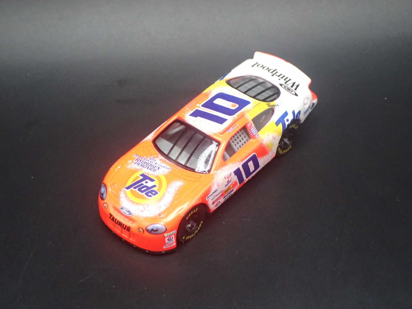 1999 99 FORD TAURUS 10 RICKY RUDD WEATHERED PAINT NASCAR 1/64 SCALE DIECAST MODEL CAR