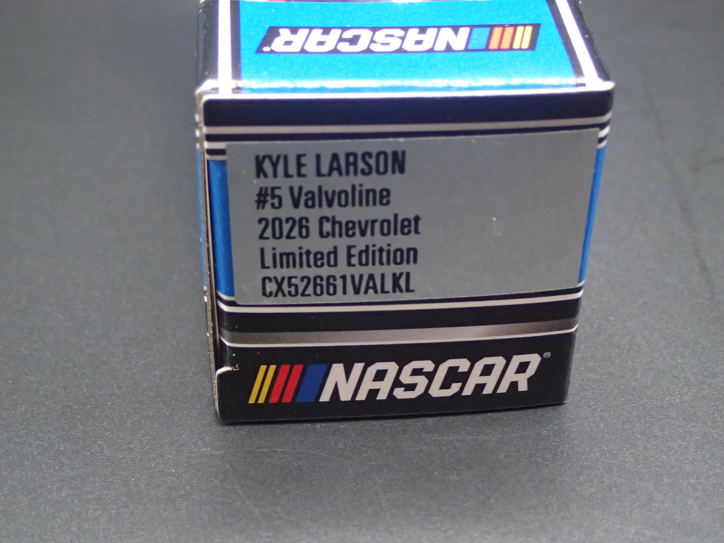 2026 26 CHEVROLET 5 KYLE LARSON VALVOLINE NASCAR 1:64 SCALE DIECAST MODEL CAR