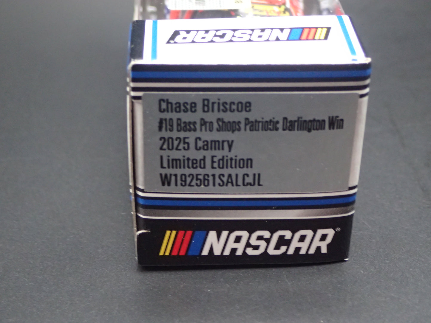 2025 TOYOTA CAMRY 19 CHASE BRISCOE BASS PRO NASCAR 1:64 SCALE DIECAST MODEL CAR
