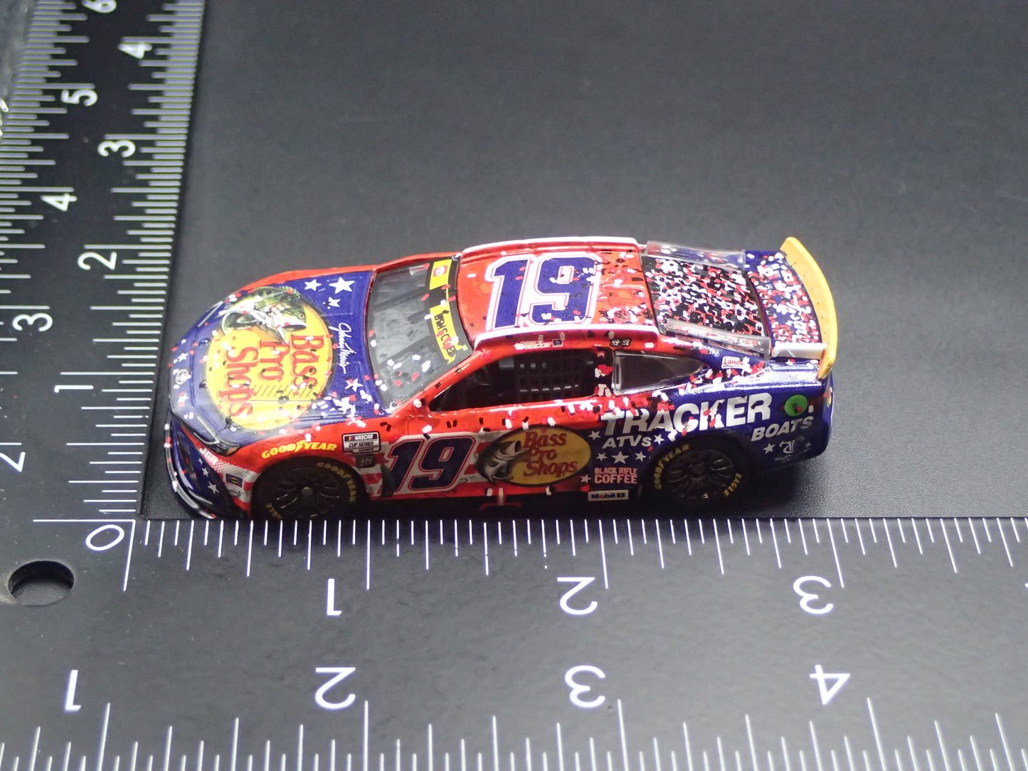2025 TOYOTA CAMRY 19 CHASE BRISCOE BASS PRO NASCAR 1:64 SCALE DIECAST MODEL CAR