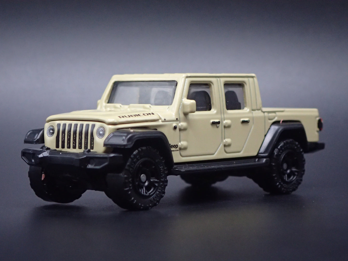 2020-2026 JEEP GLADIATOR PICKUP TRUCK JT 1:64 SCALE DIORAMA DIECAST MODEL CAR
