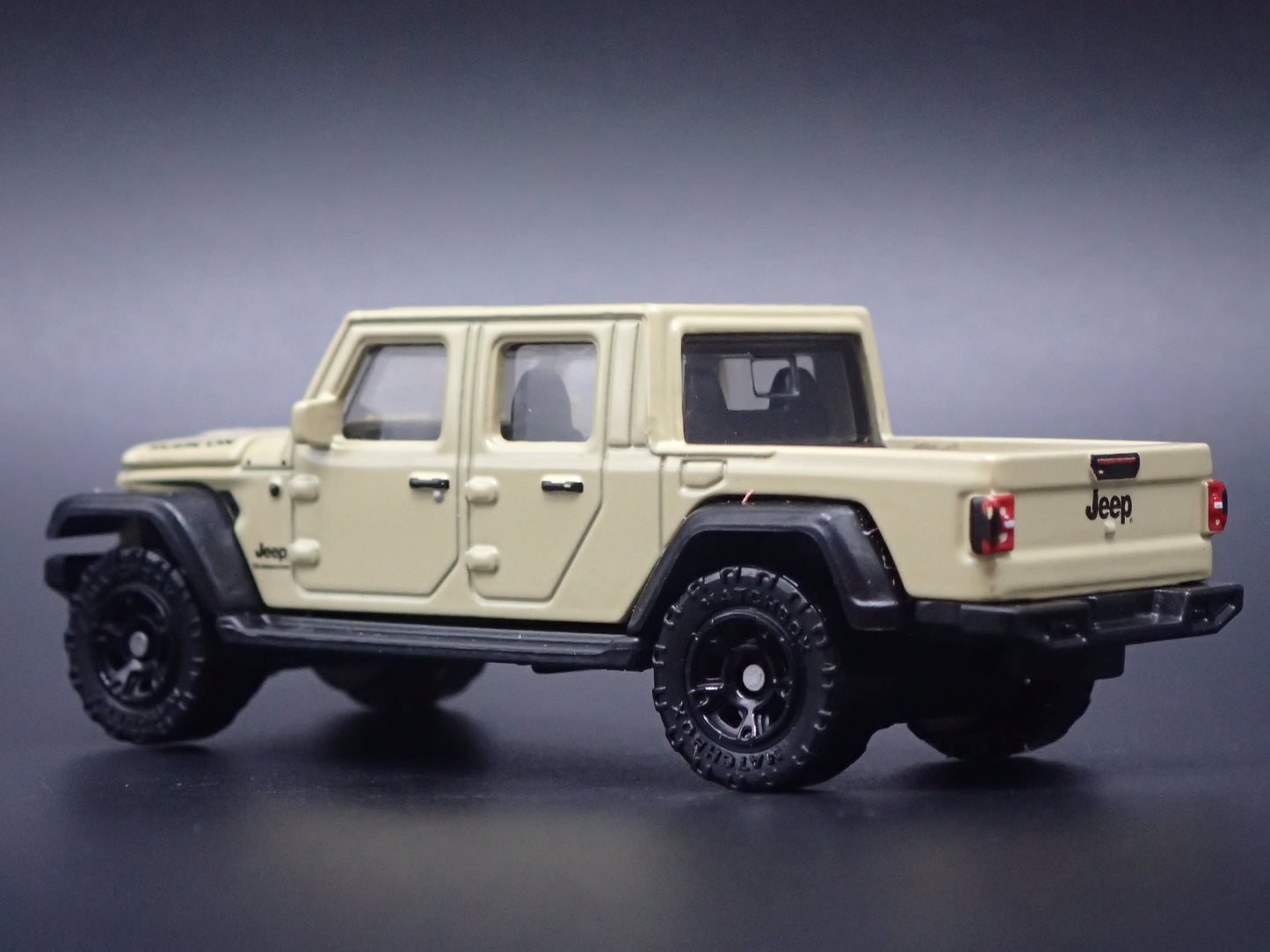 2020-2026 JEEP GLADIATOR PICKUP TRUCK JT 1:64 SCALE DIORAMA DIECAST MODEL CAR