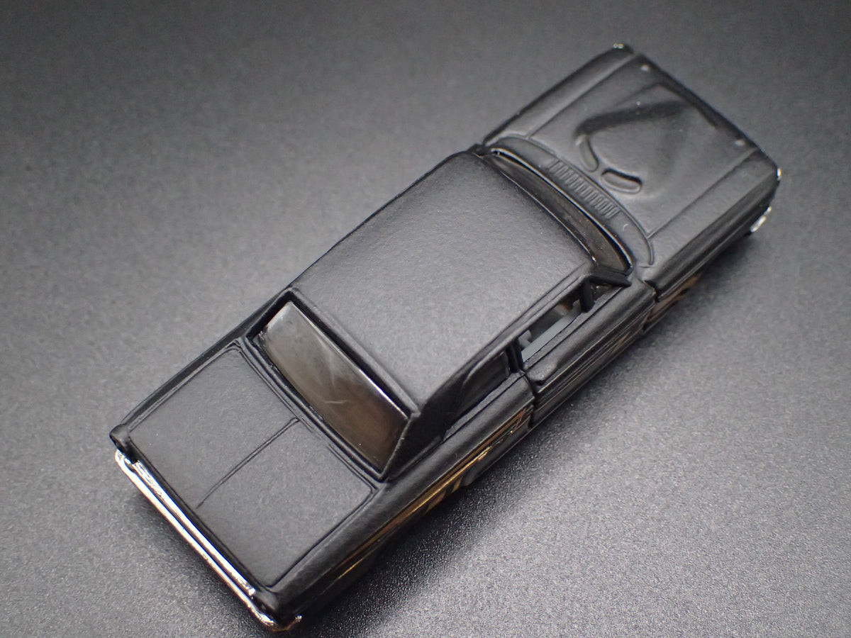 1964 64 FORD THUNDERBOLT BLACK 1:64 SCALE COLLECTIBLE DIORAMA DIECAST MODEL CAR