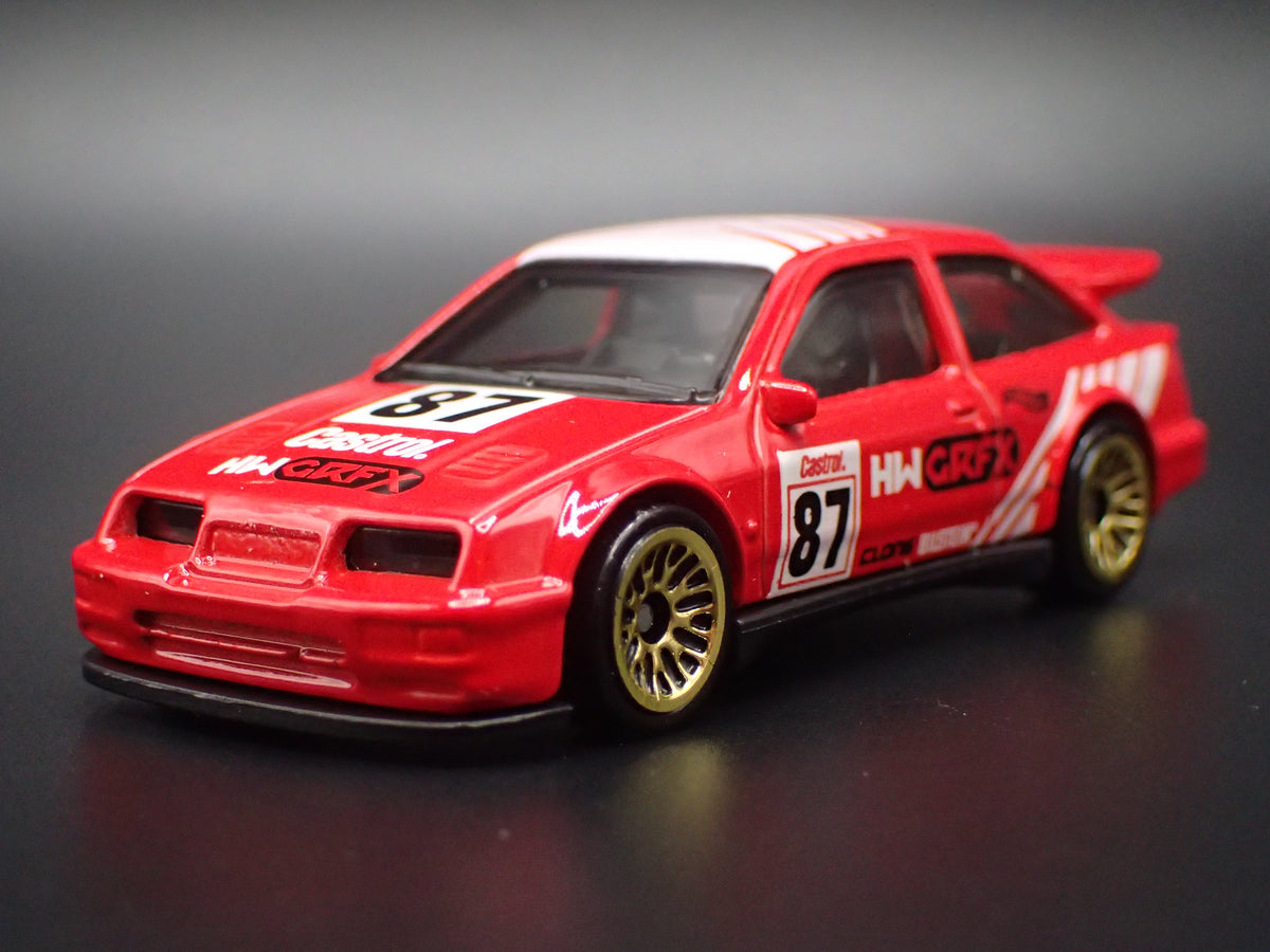 1987 87 FORD ESCORT COSWORTH 1:64 SCALE COLLECTIBLE DIORAMA DIECAST MODEL CAR
