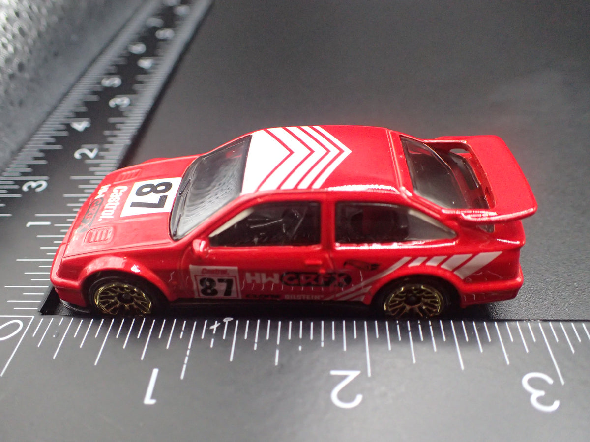 1987 87 FORD ESCORT COSWORTH 1:64 SCALE COLLECTIBLE DIORAMA DIECAST MODEL CAR