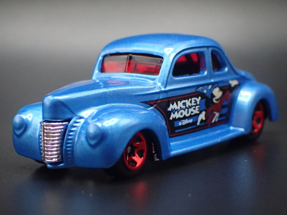 1940 40 FORD COUPE HOT ROD MICKEY MOUSE 1:64 SCALE COLLECTIBLE DIECAST MODEL CAR