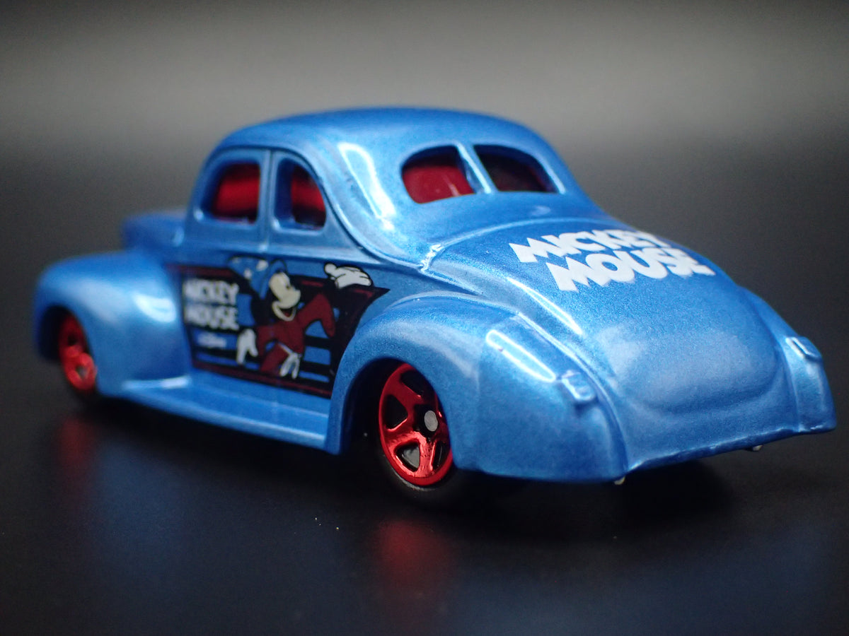 1940 40 FORD COUPE HOT ROD MICKEY MOUSE 1:64 SCALE COLLECTIBLE DIECAST MODEL CAR