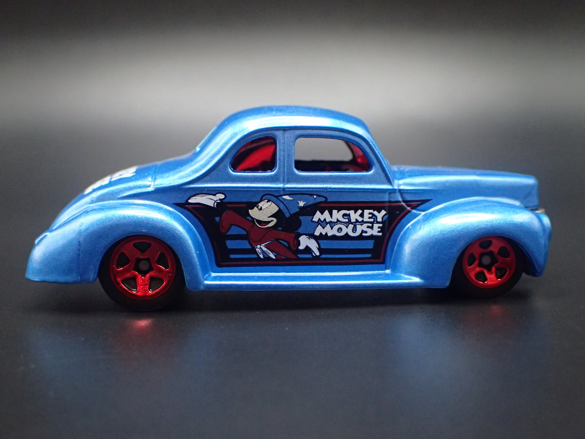 1940 40 FORD COUPE HOT ROD MICKEY MOUSE 1:64 SCALE COLLECTIBLE DIECAST MODEL CAR