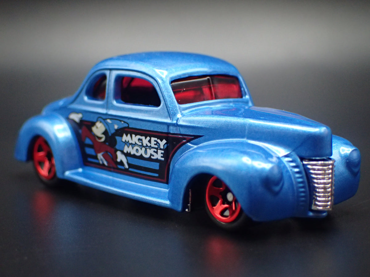 1940 40 FORD COUPE HOT ROD MICKEY MOUSE 1:64 SCALE COLLECTIBLE DIECAST MODEL CAR