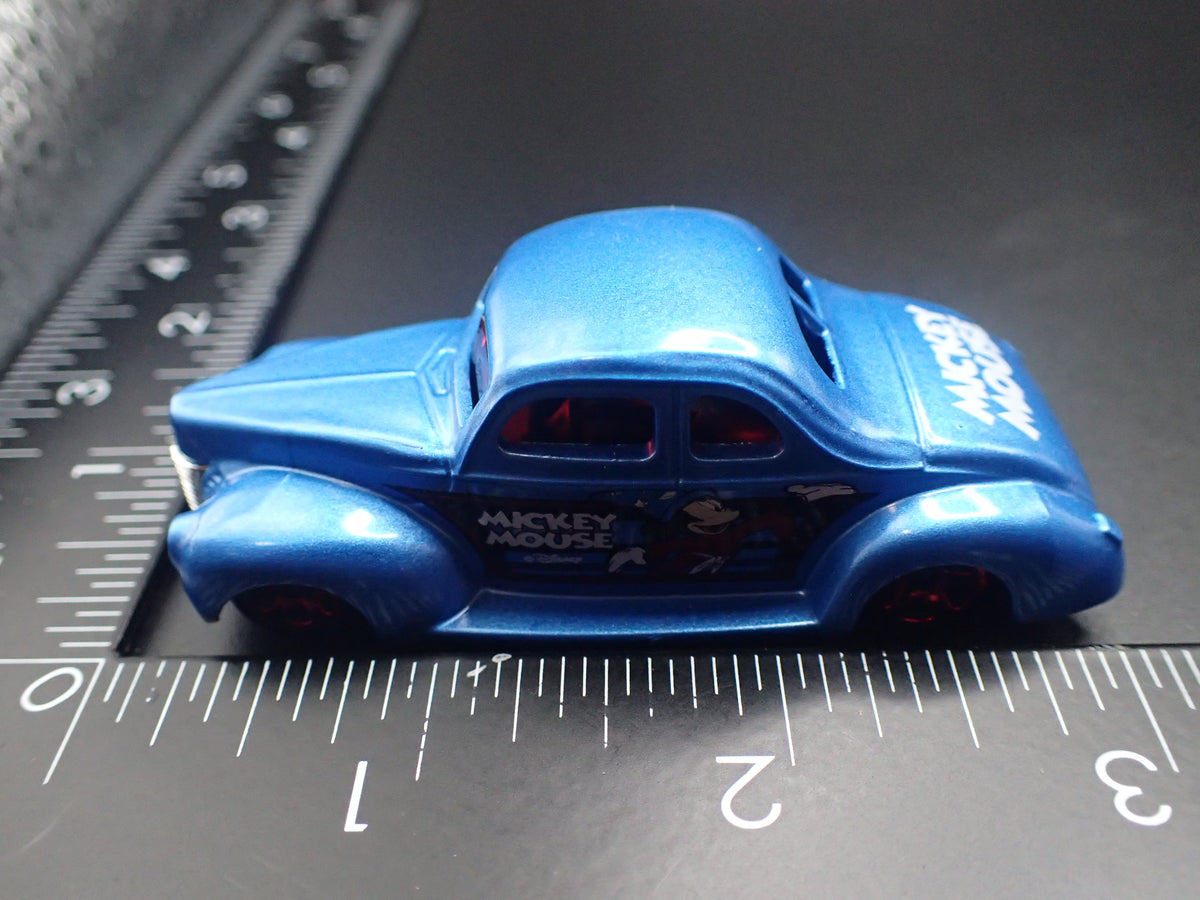 1940 40 FORD COUPE HOT ROD MICKEY MOUSE 1:64 SCALE COLLECTIBLE DIECAST MODEL CAR