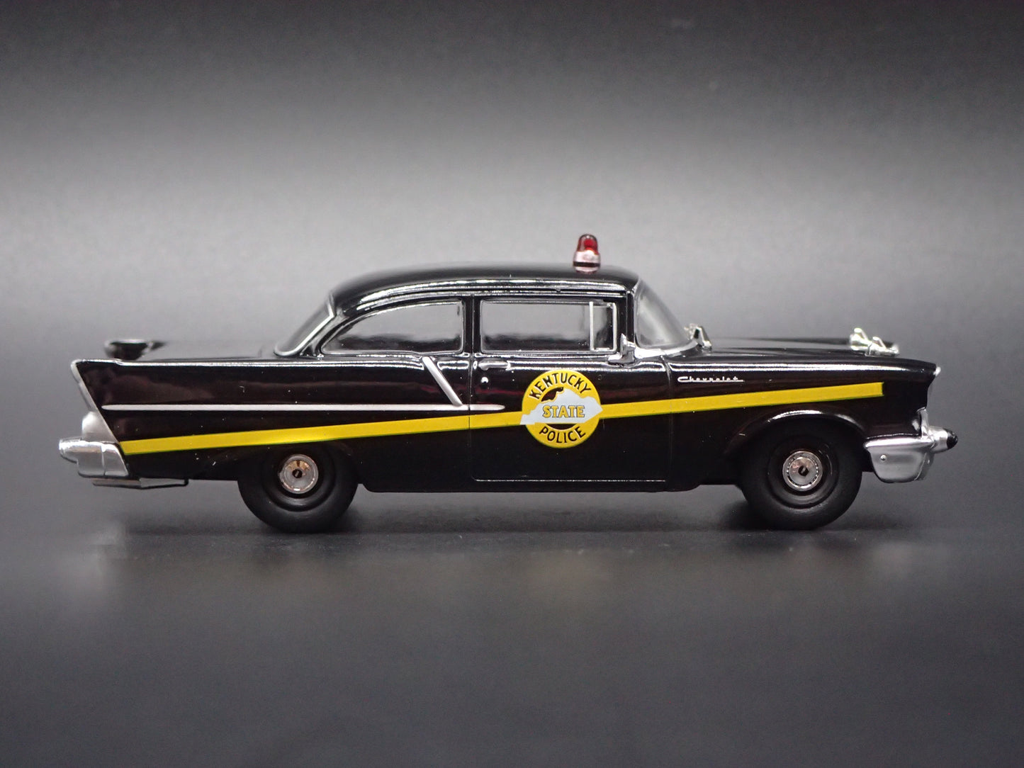 1957 57 CHEVY CHEVROLET 150 KENTUCKY STATE POLICE 1:64 SCALE DIECAST MODEL CAR