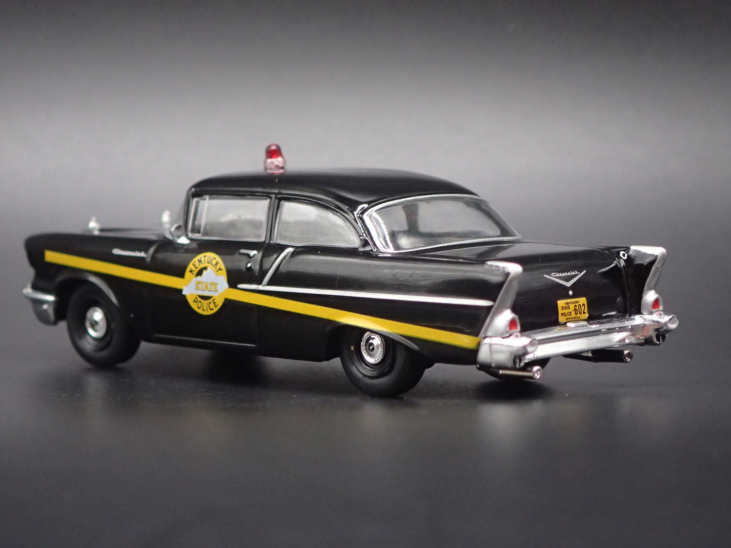1957 57 CHEVY CHEVROLET 150 KENTUCKY STATE POLICE 1:64 SCALE DIECAST MODEL CAR