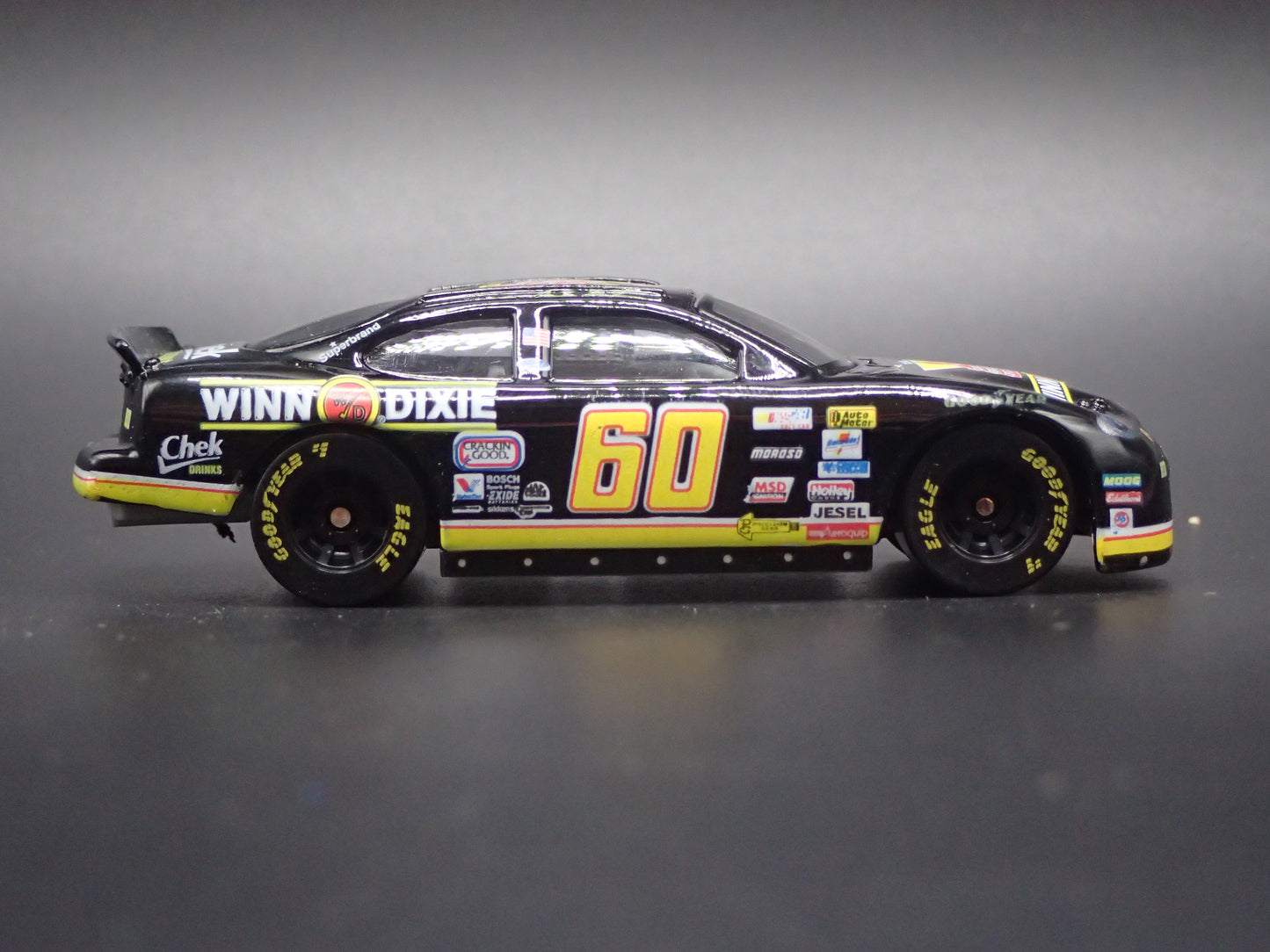 1999 99 FORD TAURUS 60 MARK MARTIN NASCAR 1/64 SCALE DIECAST MODEL CAR