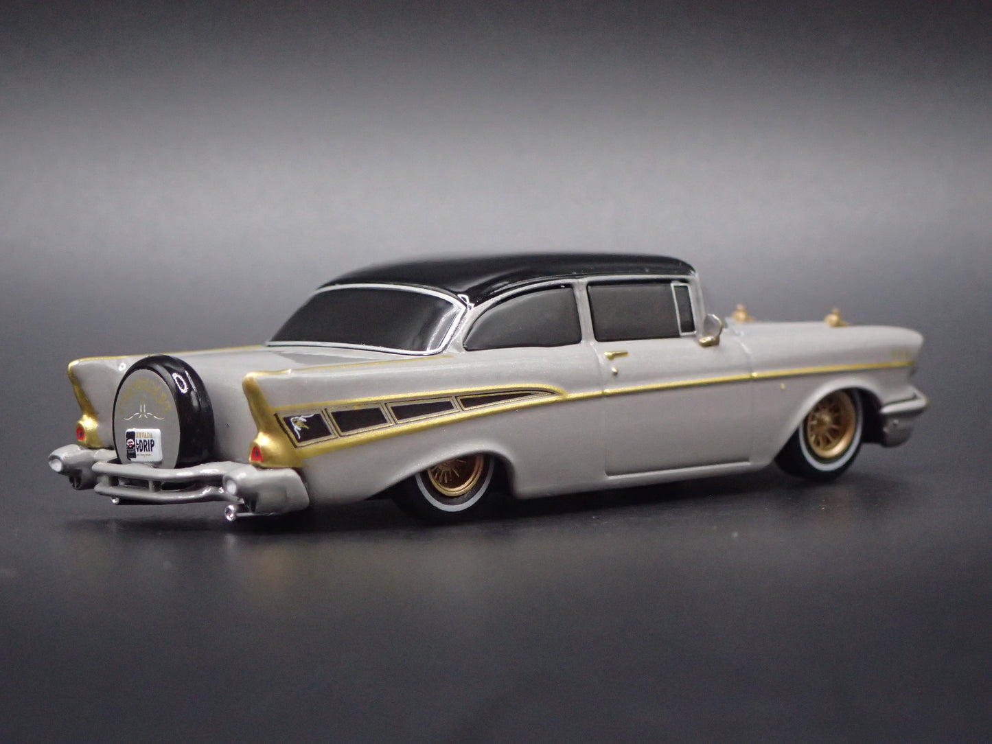 1957 57 CHEVY CHEVROLET BEL AIR LOWRIDER GRAY 1:64 SCALE DIECAST MODEL CAR