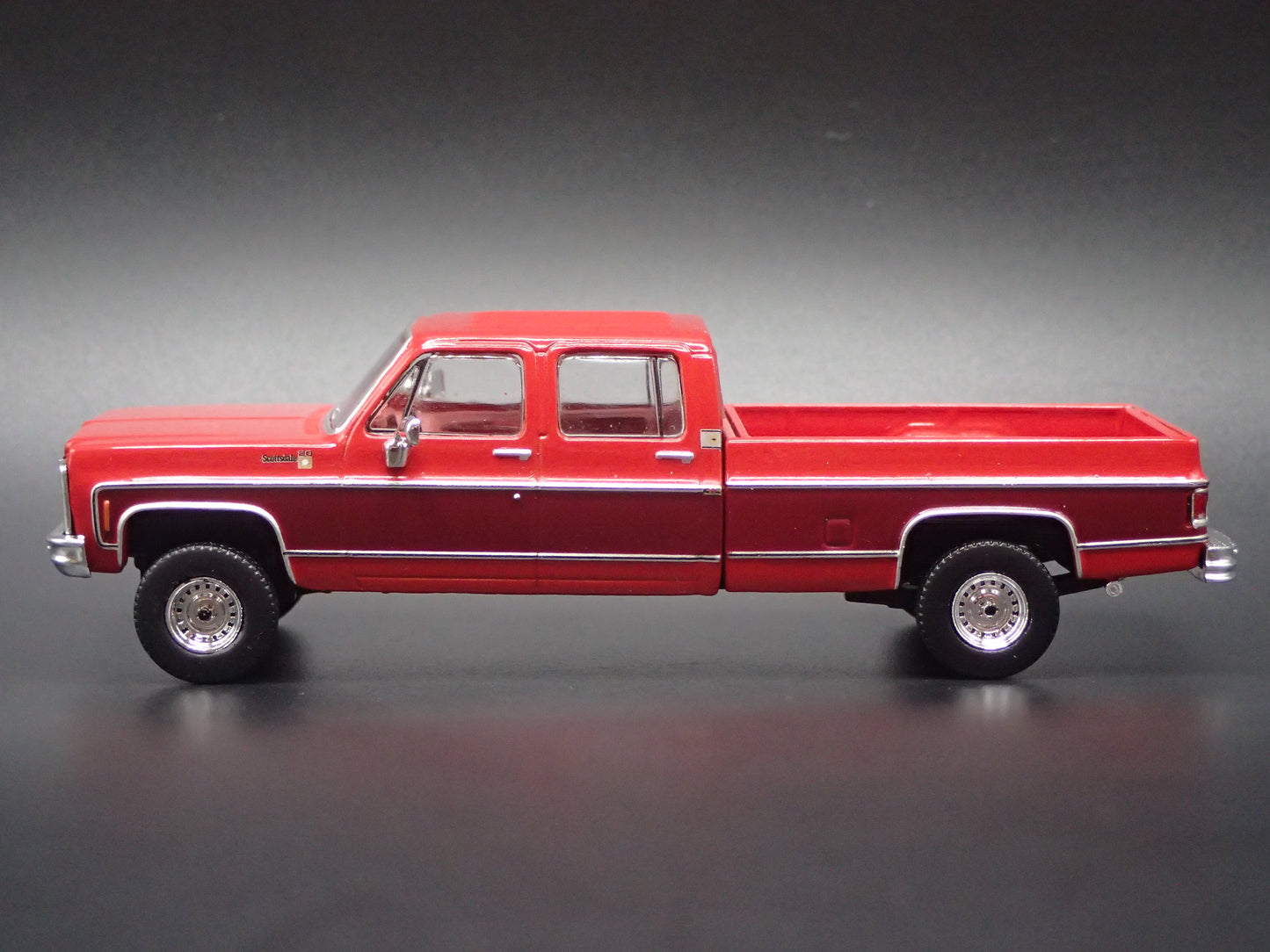 1979 CHEVY CHEVROLET K20 SCOTTSDALE PICKUP TRUCK 1/64 SCALE DIECAST MODEL CAR