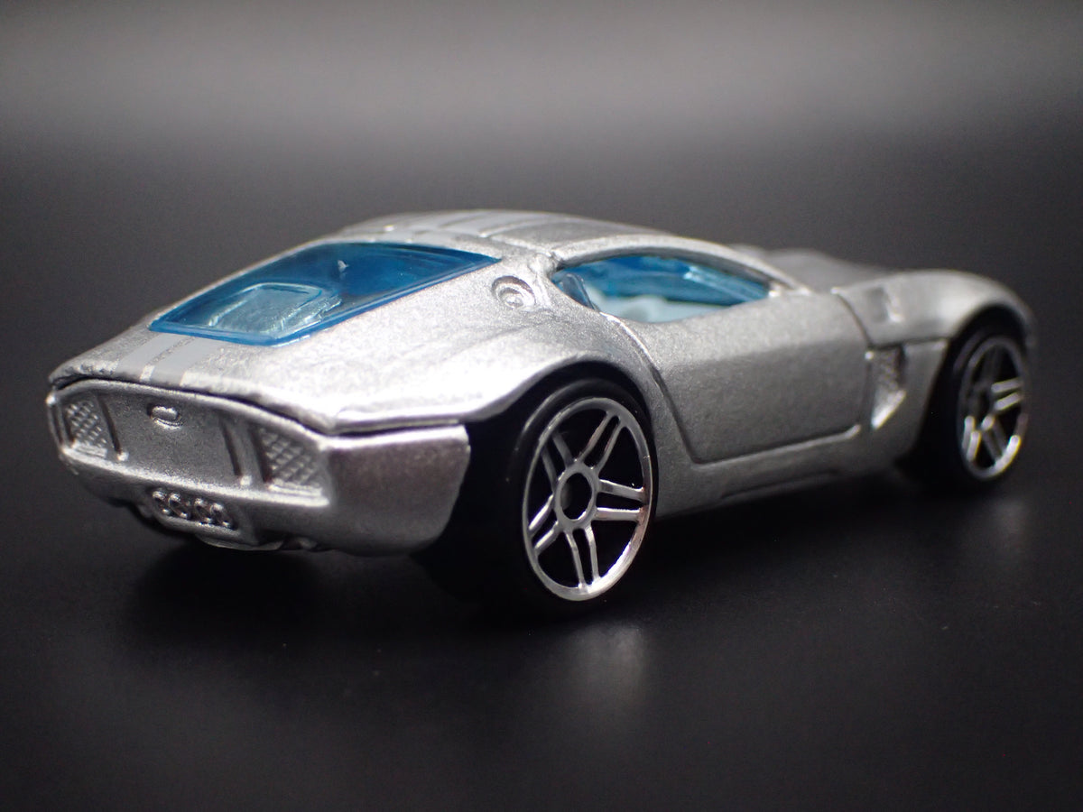 2005 05 FORD SHELBY GR1 CONCEPT SILVER 1:64 SCALE COLLECTIBLE DIECAST MODEL CAR