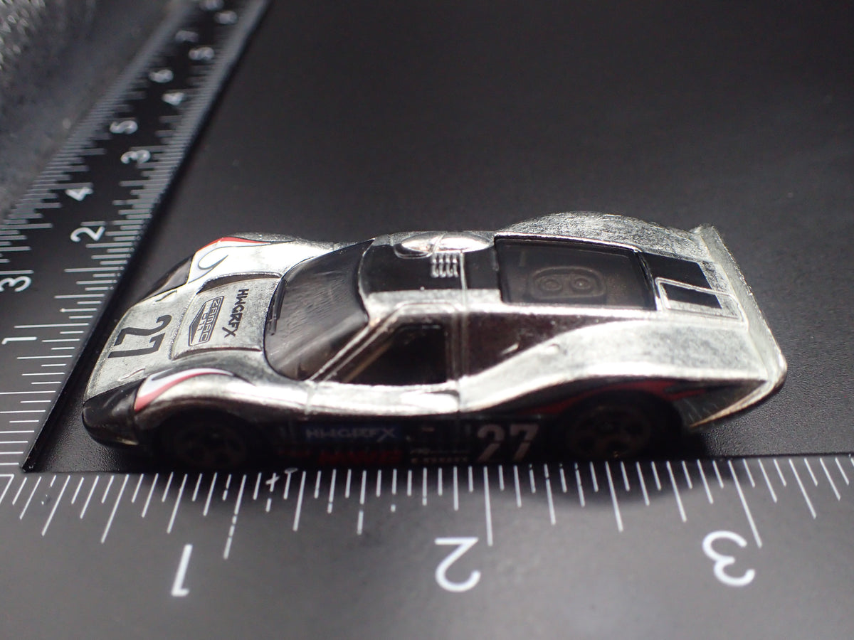 1967 67 FORD GT40 MK.IV SILVER 1:64 SCALE COLLECTIBLE DIORAMA DIECAST MODEL CAR