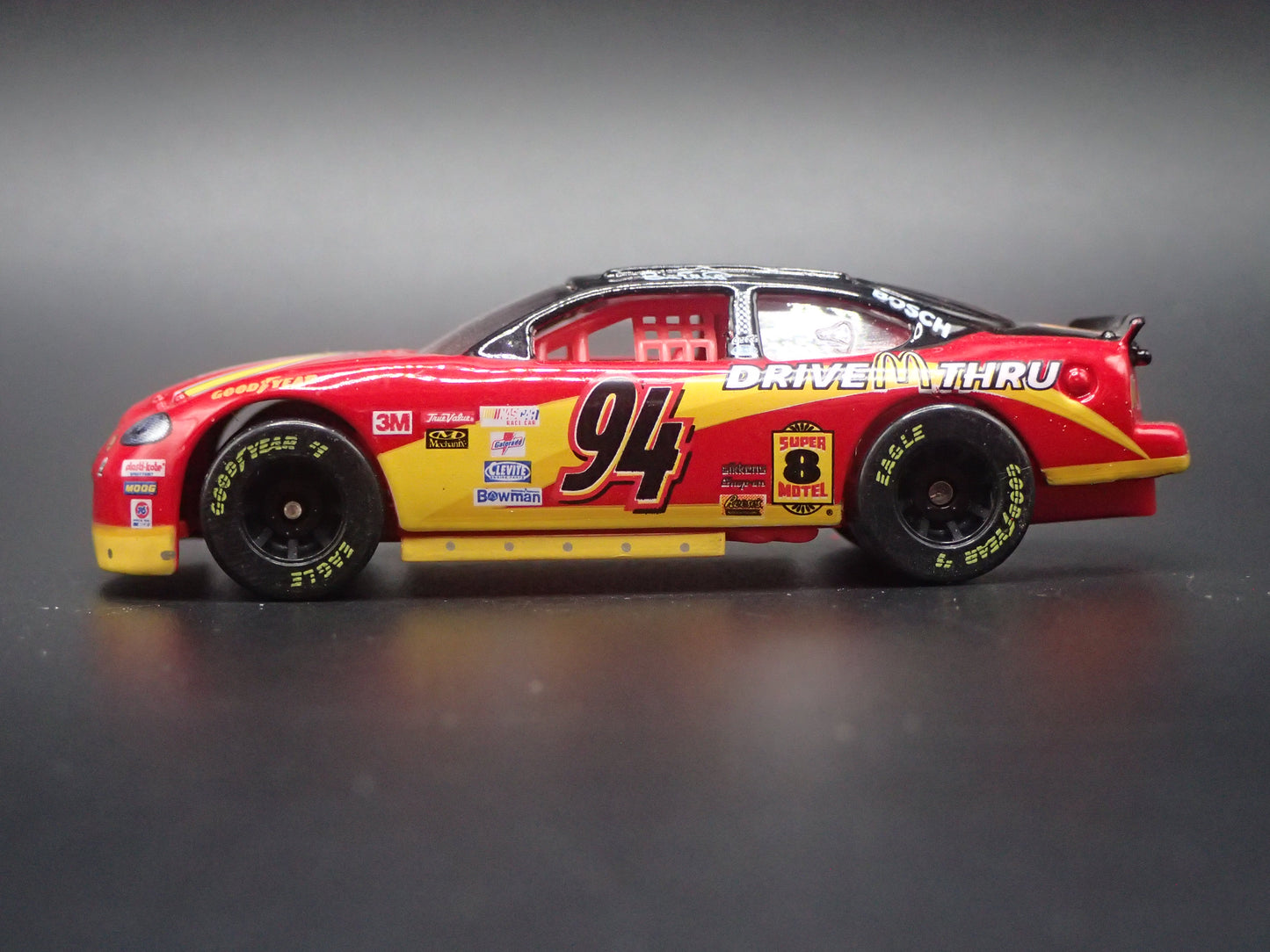 1999 99 FORD TAURUS 94 BILL ELLIOTT NASCAR 1/64 SCALE DIECAST MODEL CAR