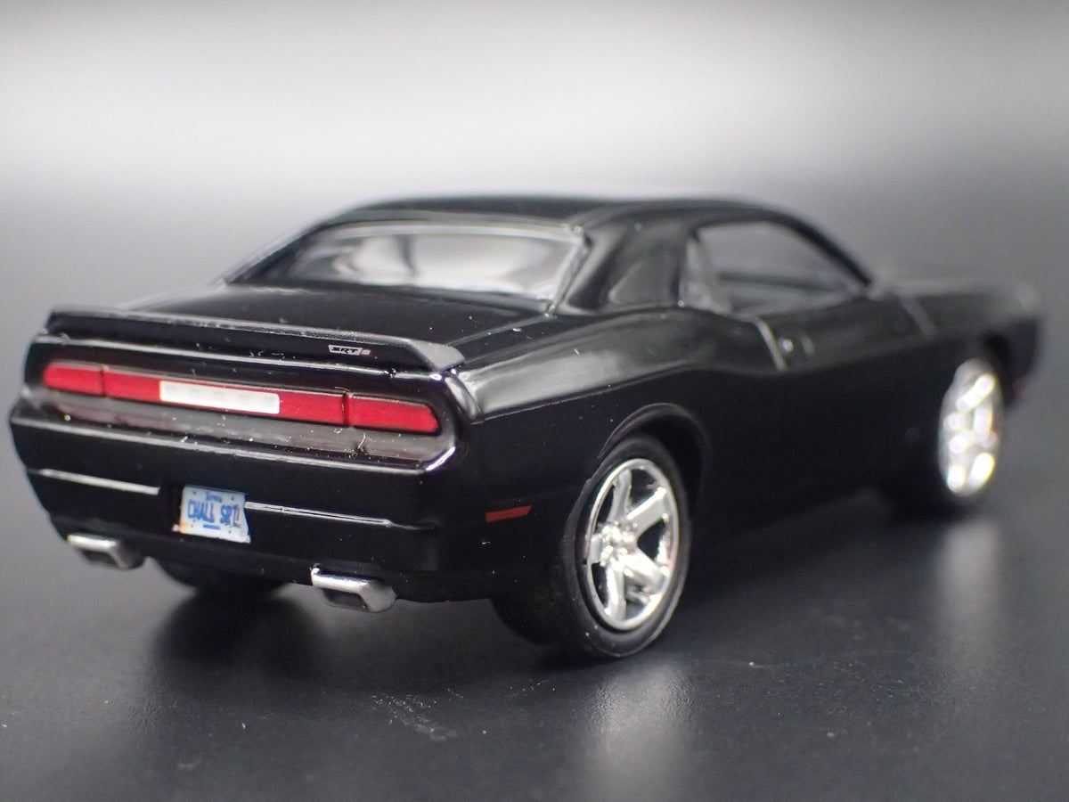 2008-2023 DODGE CHALLENGER BLACK 1/64 SCALE COLLECTIBLE DIORAMA DIECAST MODEL CAR