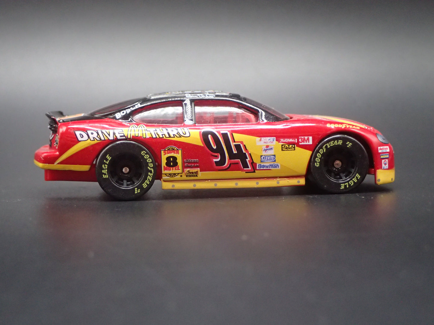 1999 99 FORD TAURUS 94 BILL ELLIOTT NASCAR 1/64 SCALE DIECAST MODEL CAR