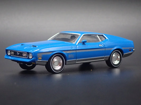 1971 71 FORD MUSTANG MACH 1 FASTBACK BLUE 1:64 SCALE DIORAMA DIECAST MODEL CAR