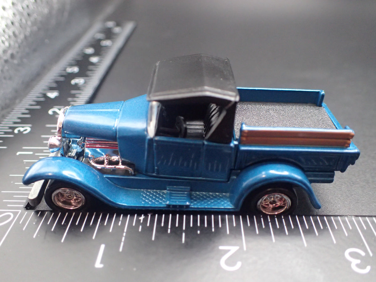 1929 29 FORD MODEL A PICKUP TRUCK TEAL 1:64 SCALE COLLECTIBLE DIECAST MODEL CAR