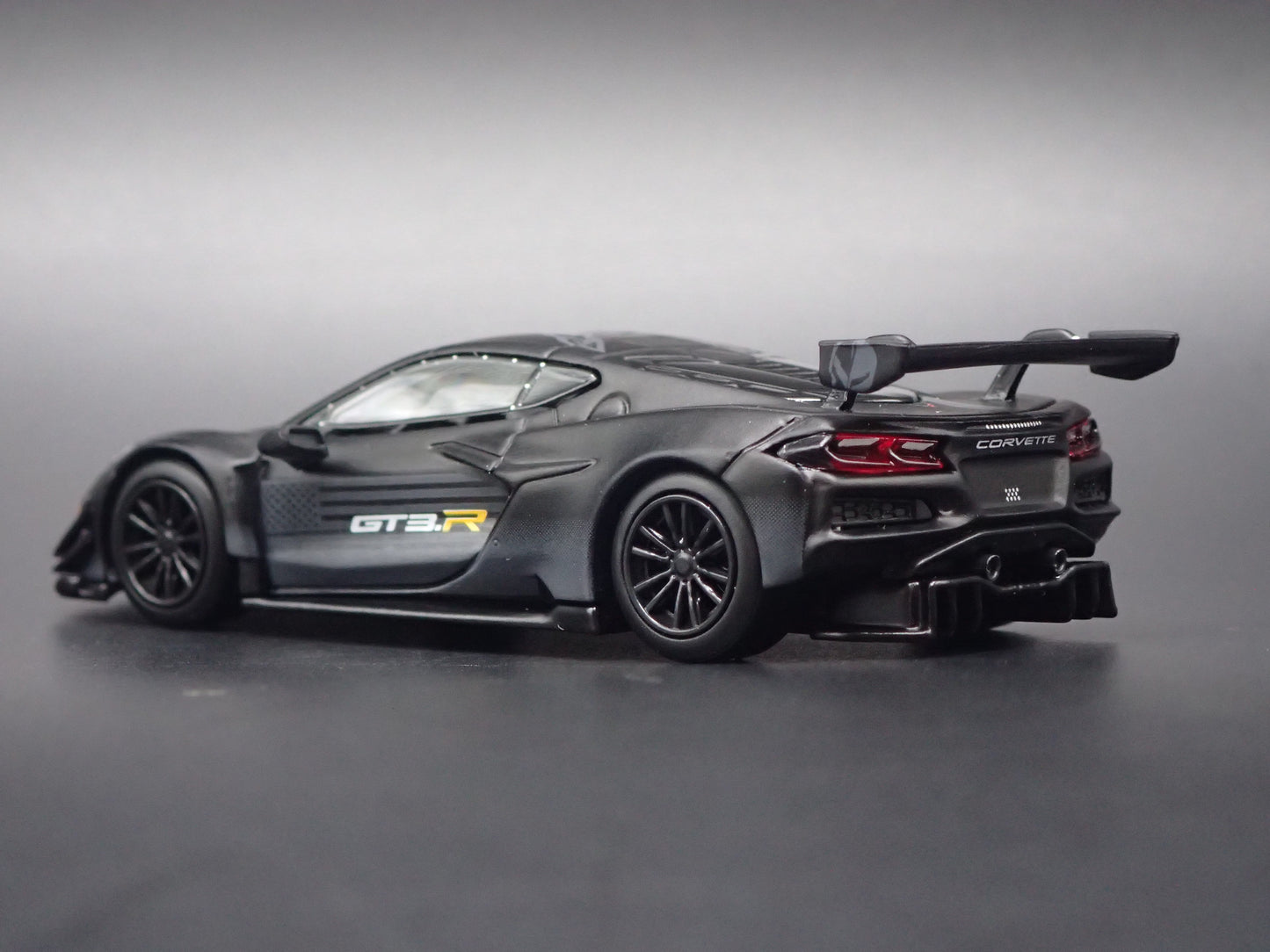 CHEVY CHEVROLET CORVETTE Z06 GT3R BLACK 1:64 SCALE DIECAST MODEL CAR