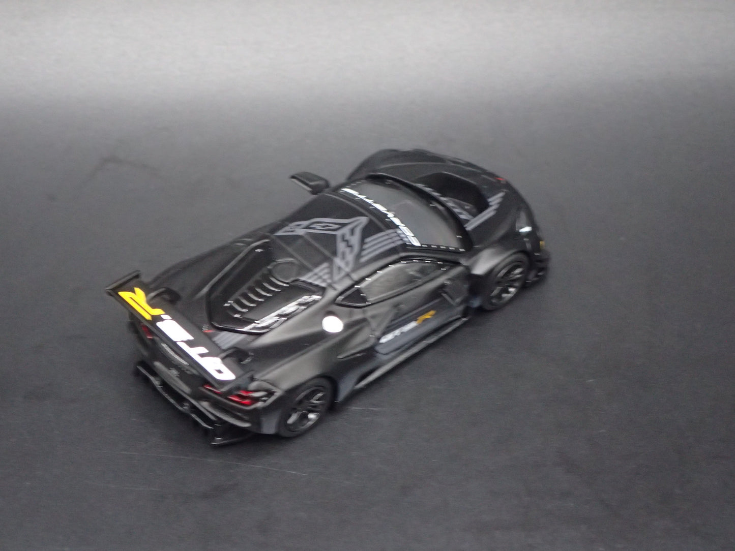 CHEVY CHEVROLET CORVETTE Z06 GT3R BLACK 1:64 SCALE DIECAST MODEL CAR