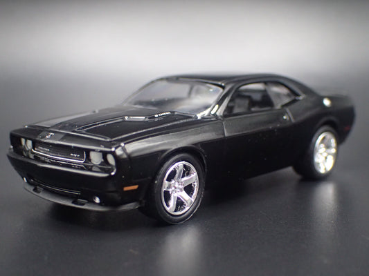 2008-2023 DODGE CHALLENGER BLACK 1/64 SCALE COLLECTIBLE DIORAMA DIECAST MODEL CAR