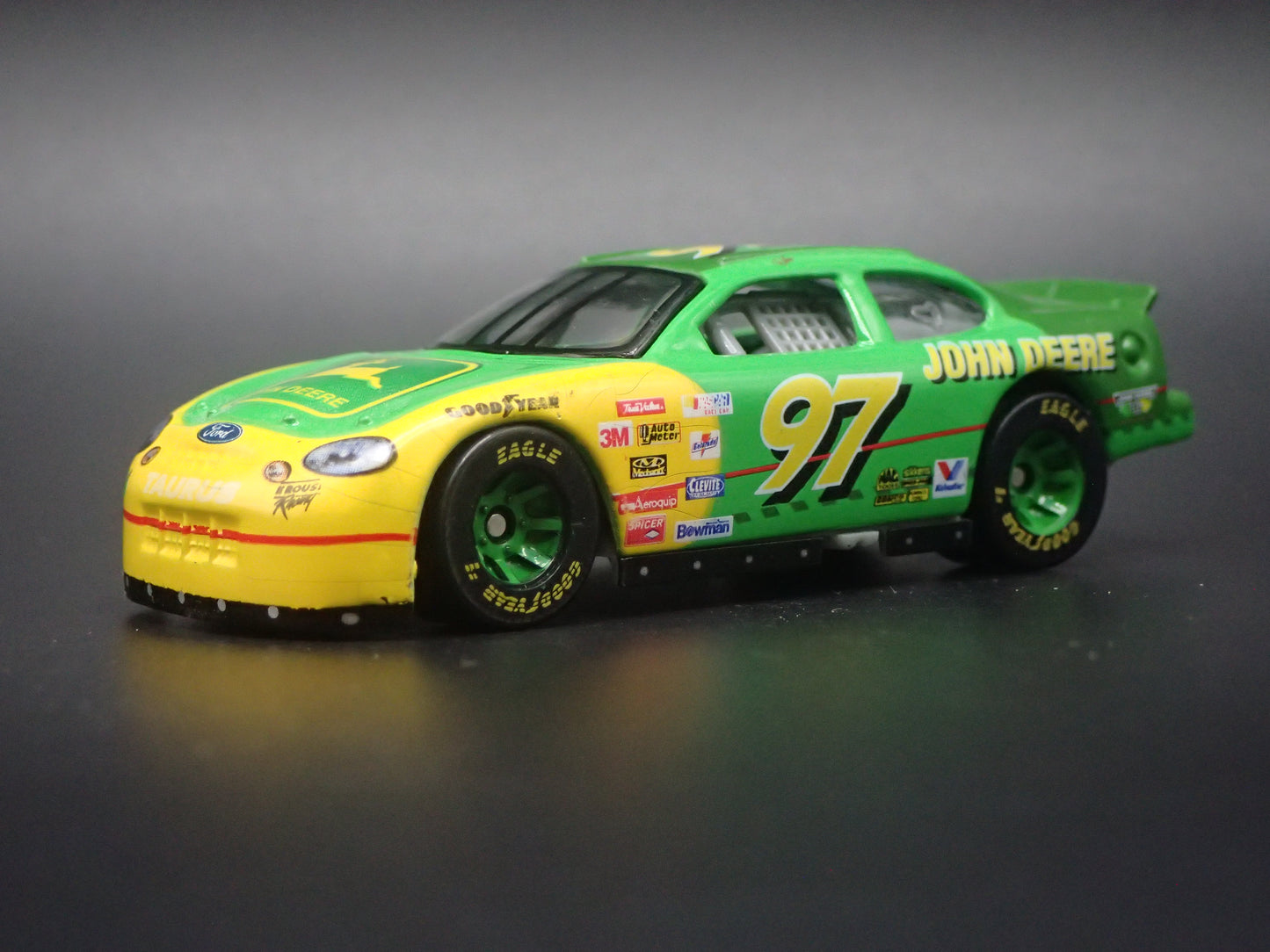 1999 99 FORD TAURUS 97 CHAD LITTLE NASCAR 1/64 SCALE DIECAST MODEL CAR