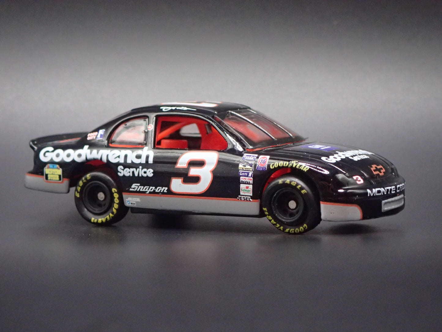 1995 CHEVROLET MONTE CARLO 3 JEFF GREEN GOODWRENCH NASCAR 1:64 SCALE DIECAST CAR