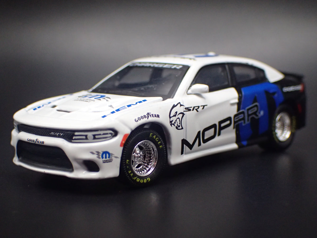 2011-2023 DODGE CHARGER HELLCAT MOPAR 1:64 SCALE DIORAMA DIECAST MODEL CAR