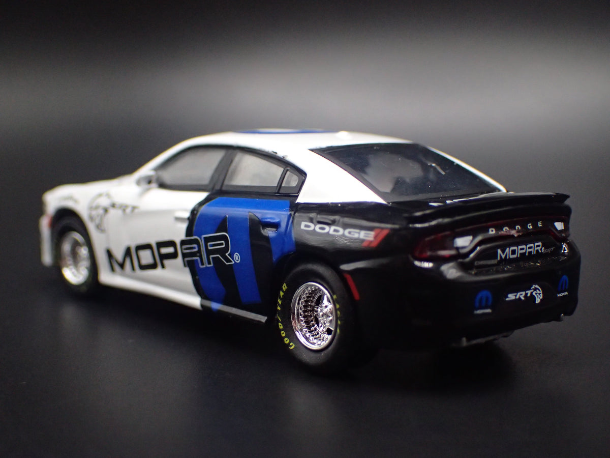 2011-2023 DODGE CHARGER HELLCAT MOPAR 1:64 SCALE DIORAMA DIECAST MODEL CAR
