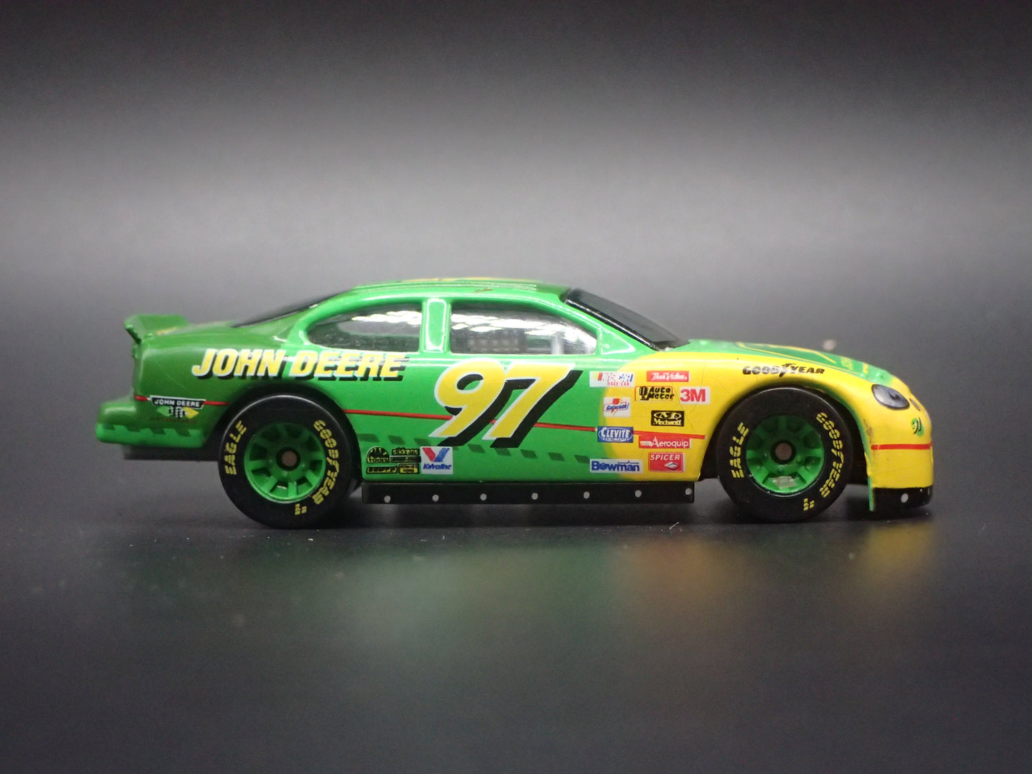 1999 99 FORD TAURUS 97 CHAD LITTLE NASCAR 1/64 SCALE DIECAST MODEL CAR