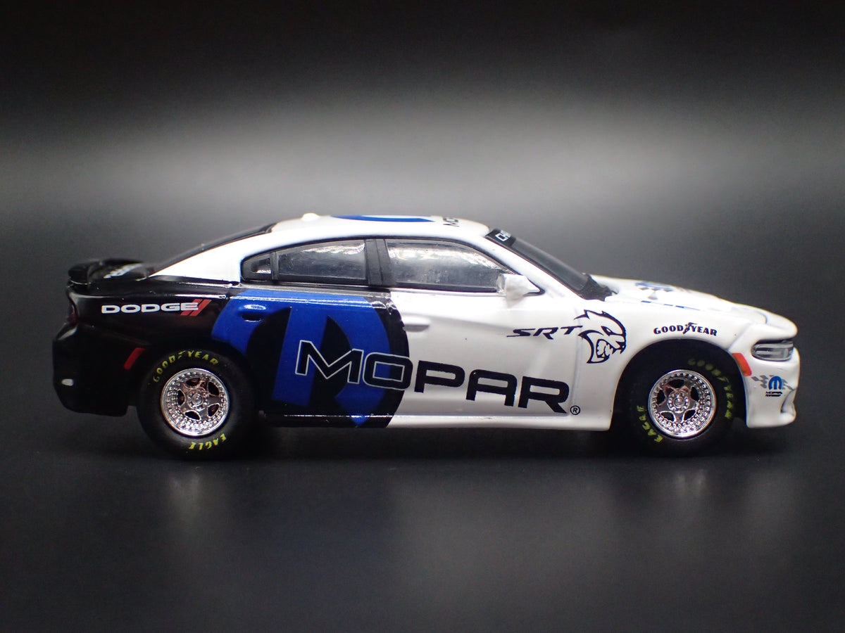 2011-2023 DODGE CHARGER HELLCAT MOPAR 1:64 SCALE DIORAMA DIECAST MODEL CAR