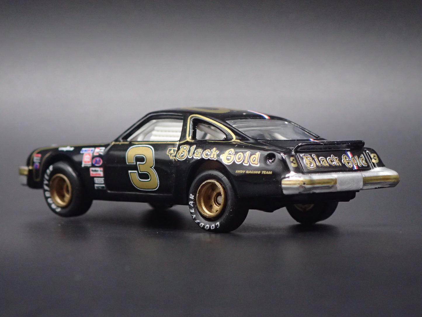1980 80 OLDS OLDSMOBILE NASCAR RICHARD CHILDRESS 1:64 SCALE DIECAST MODEL CAR