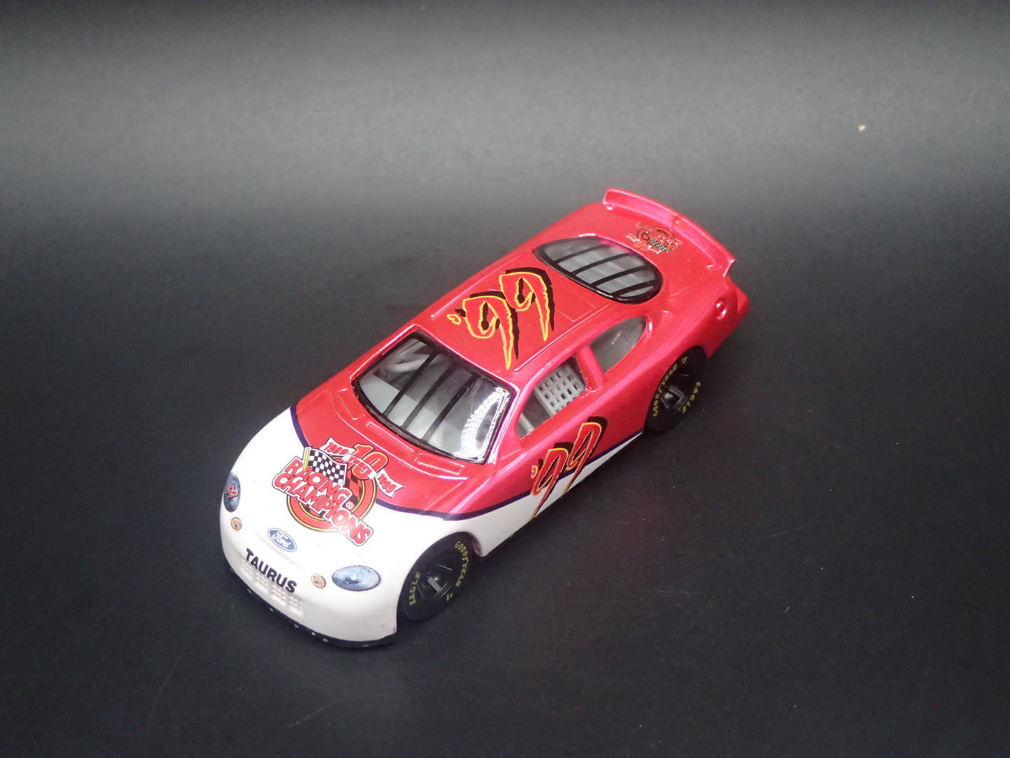 1999 99 FORD TAURUS 99 10TH PINK CHROME NASCAR 1/64 SCALE DIECAST MODEL CAR