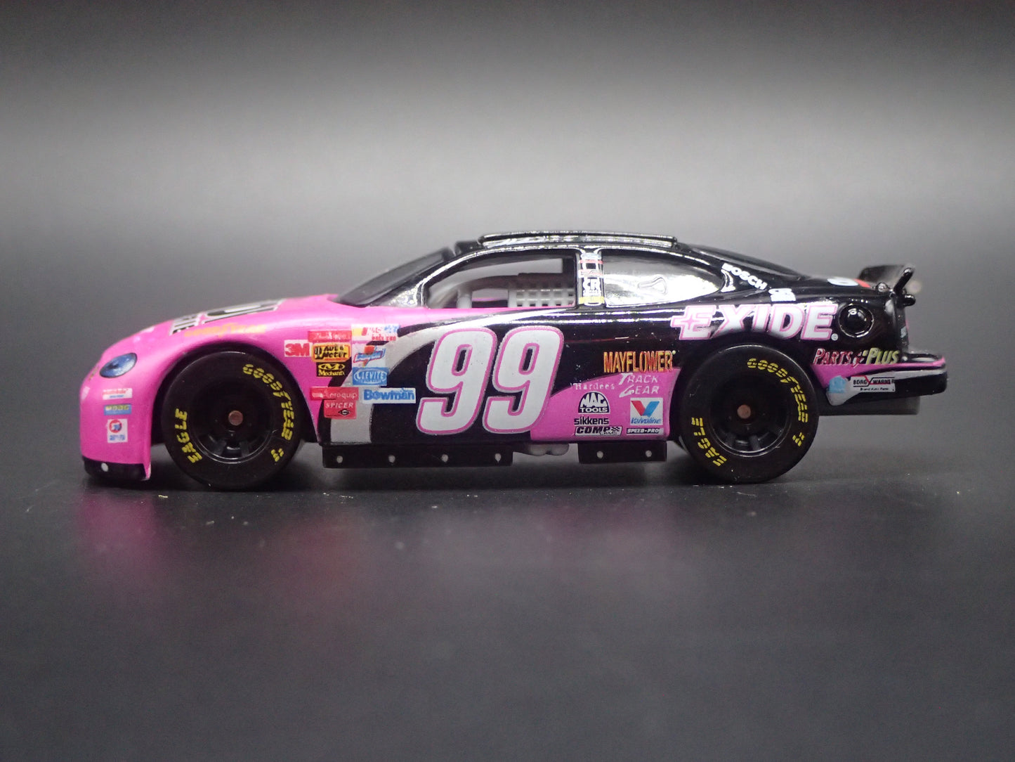 1999 99 FORD TAURUS 99 JEFF BURTON NASCAR 1/64 SCALE DIECAST MODEL CAR