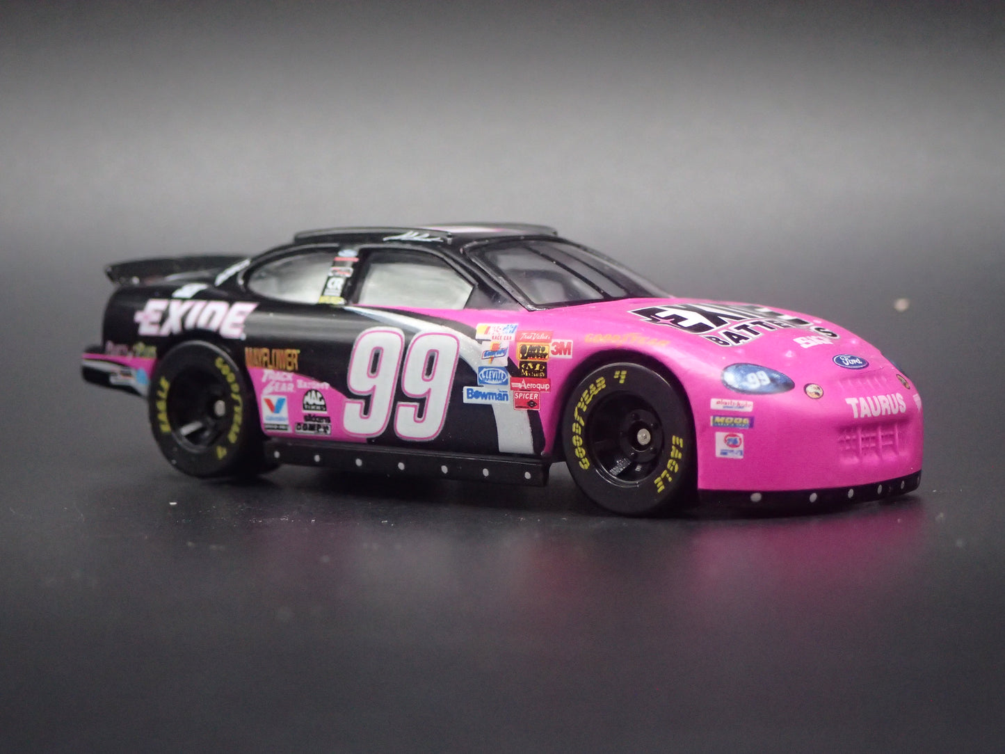 1999 99 FORD TAURUS 99 JEFF BURTON NASCAR 1/64 SCALE DIECAST MODEL CAR