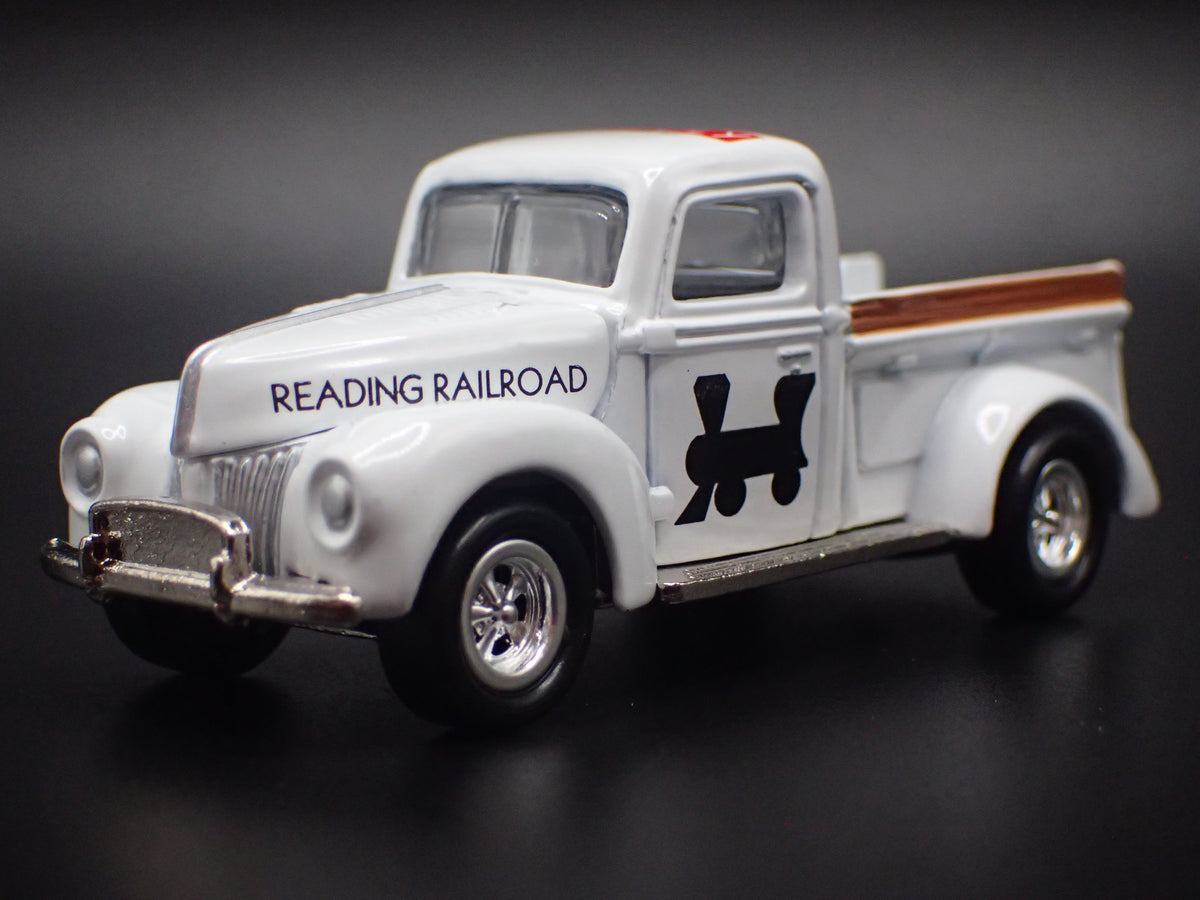1940 40 FORD PICKUP TRUCK MONOPOLY WHITE 1:64 SCALE DIECAST MODEL CAR
