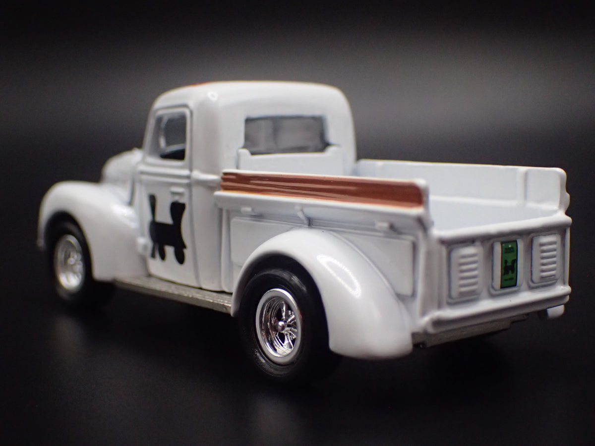1940 40 FORD PICKUP TRUCK MONOPOLY WHITE 1:64 SCALE DIECAST MODEL CAR