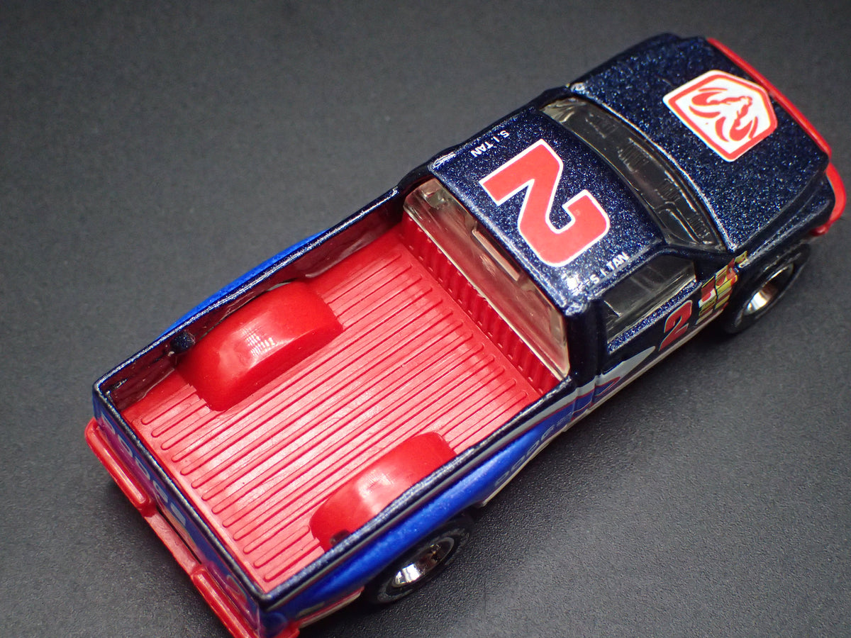 1994-2001 DODGE RAM 1500 PICKUP TRUCK 1/64 SCALE COLLECTIBLE DIECAST MODEL CAR
