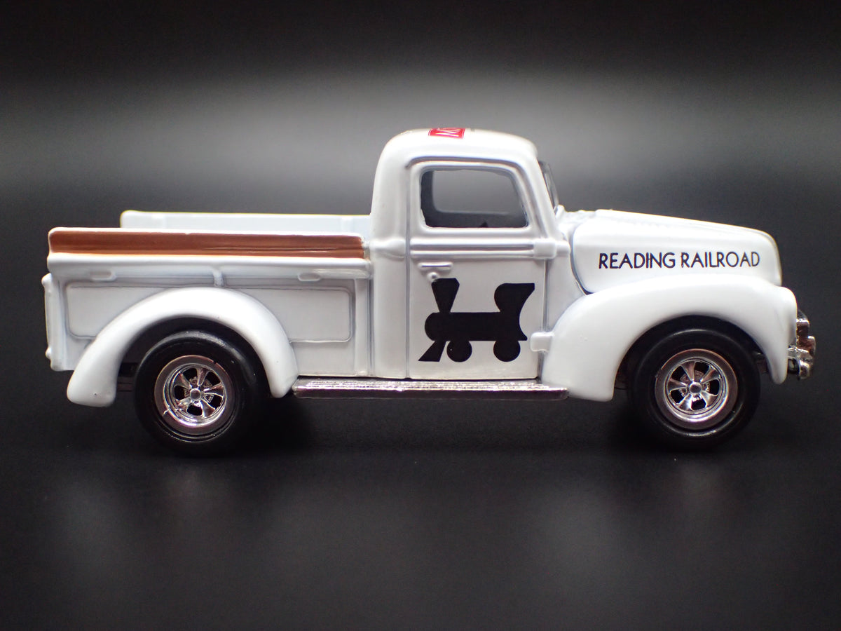 1940 40 FORD PICKUP TRUCK MONOPOLY WHITE 1:64 SCALE DIECAST MODEL CAR