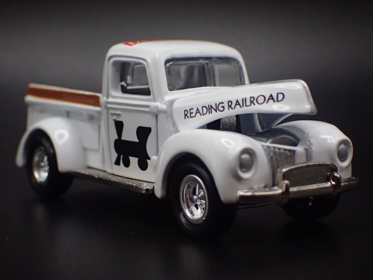 1940 40 FORD PICKUP TRUCK MONOPOLY WHITE 1:64 SCALE DIECAST MODEL CAR