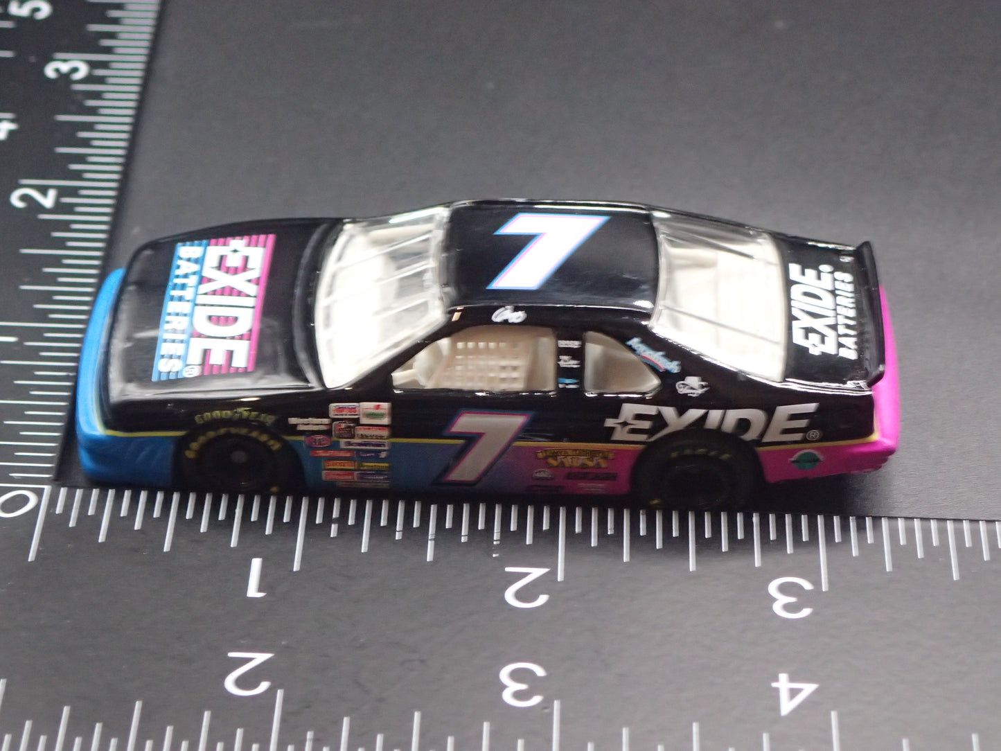 1995 95 FORD THUNDERBIRD 7 GEOFF BODINE NASCAR 1:64 SCALE DIECAST MODEL CAR
