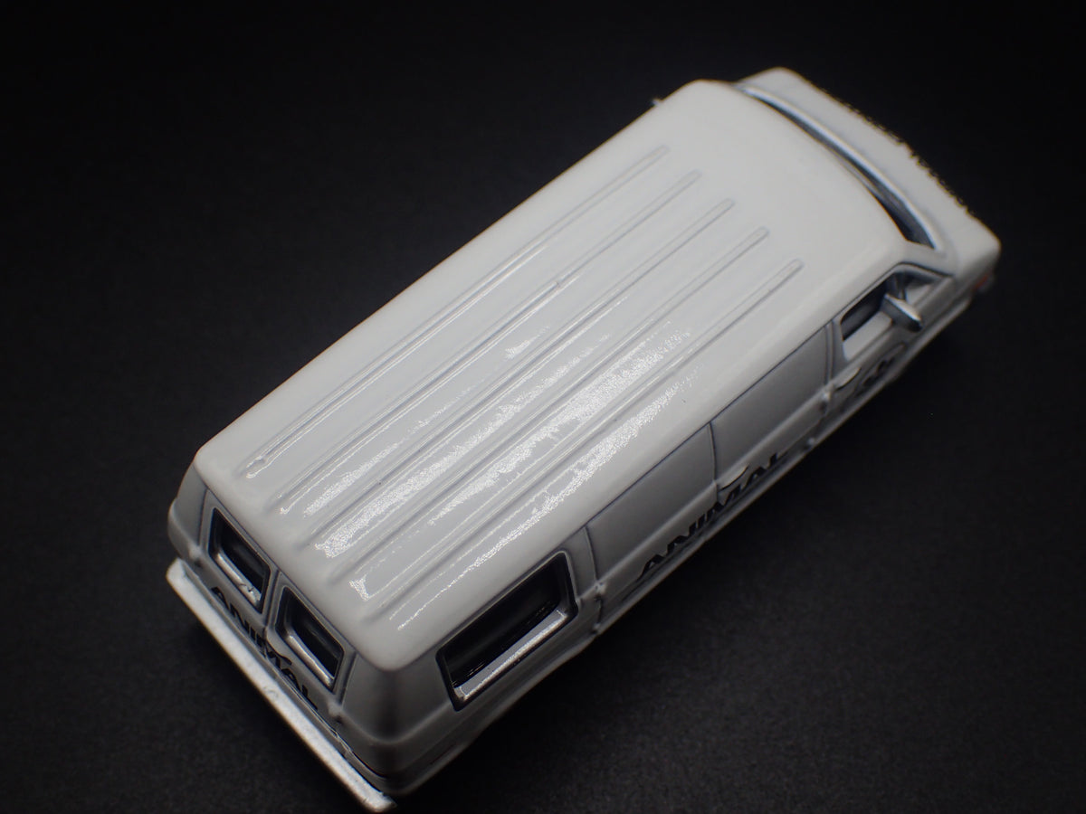 1976 76 DODGE B100 VAN ANIMAL CONTROL 1:64 SCALE COLLECTIBLE DIECAST MODEL CAR