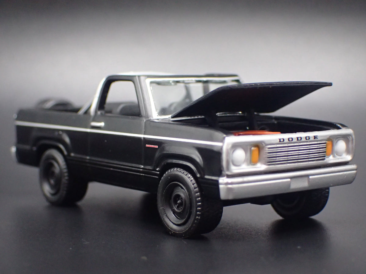 1977 77 DODGE RAMCHARGER BLACK 1/64 SCALE COLLECTIBLE DIORAMA DIECAST MODEL CAR