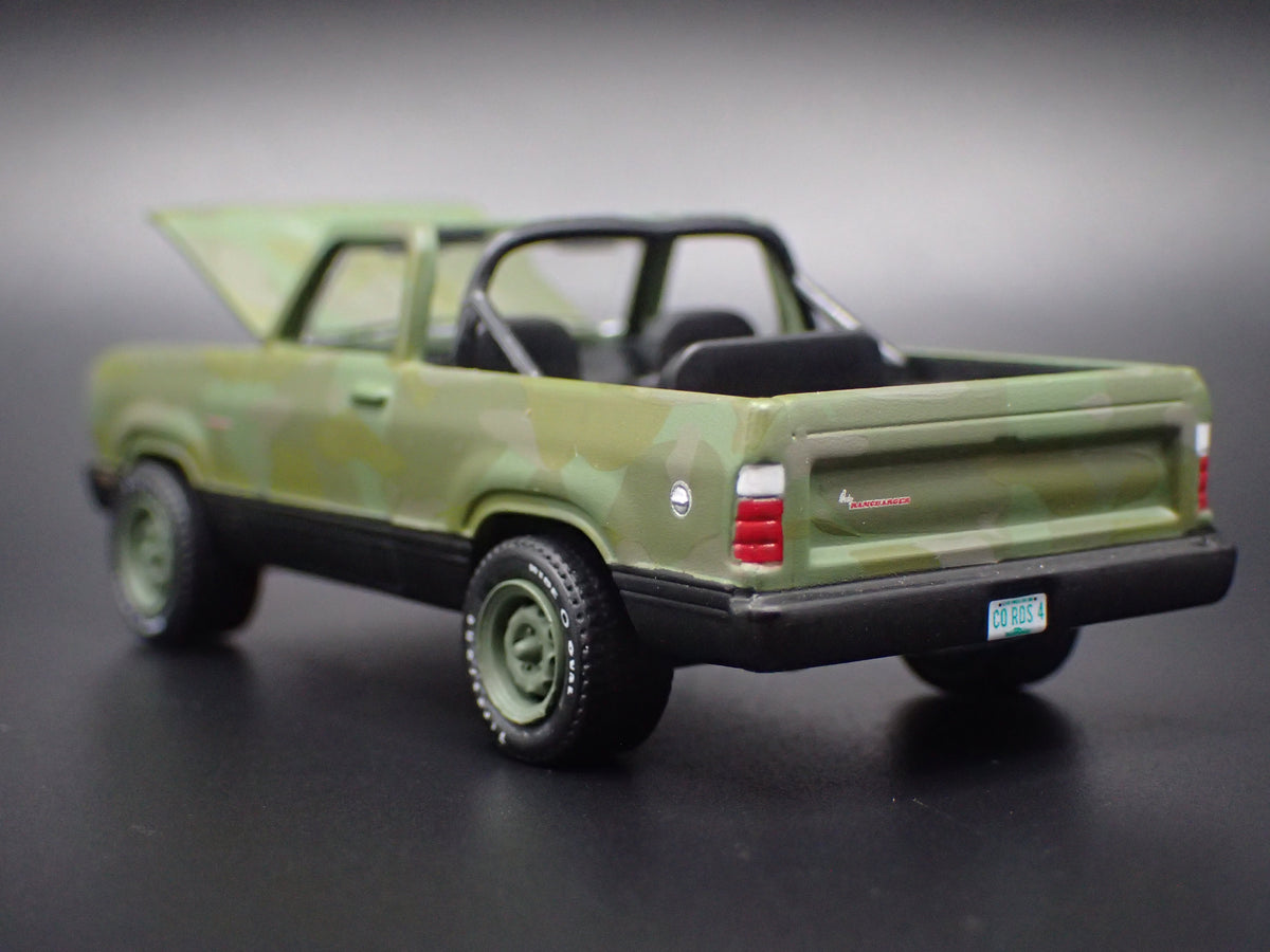 1977 77 DODGE RAMCHARGER GREEN 1/64 SCALE COLLECTIBLE DIORAMA DIECAST MODEL CAR