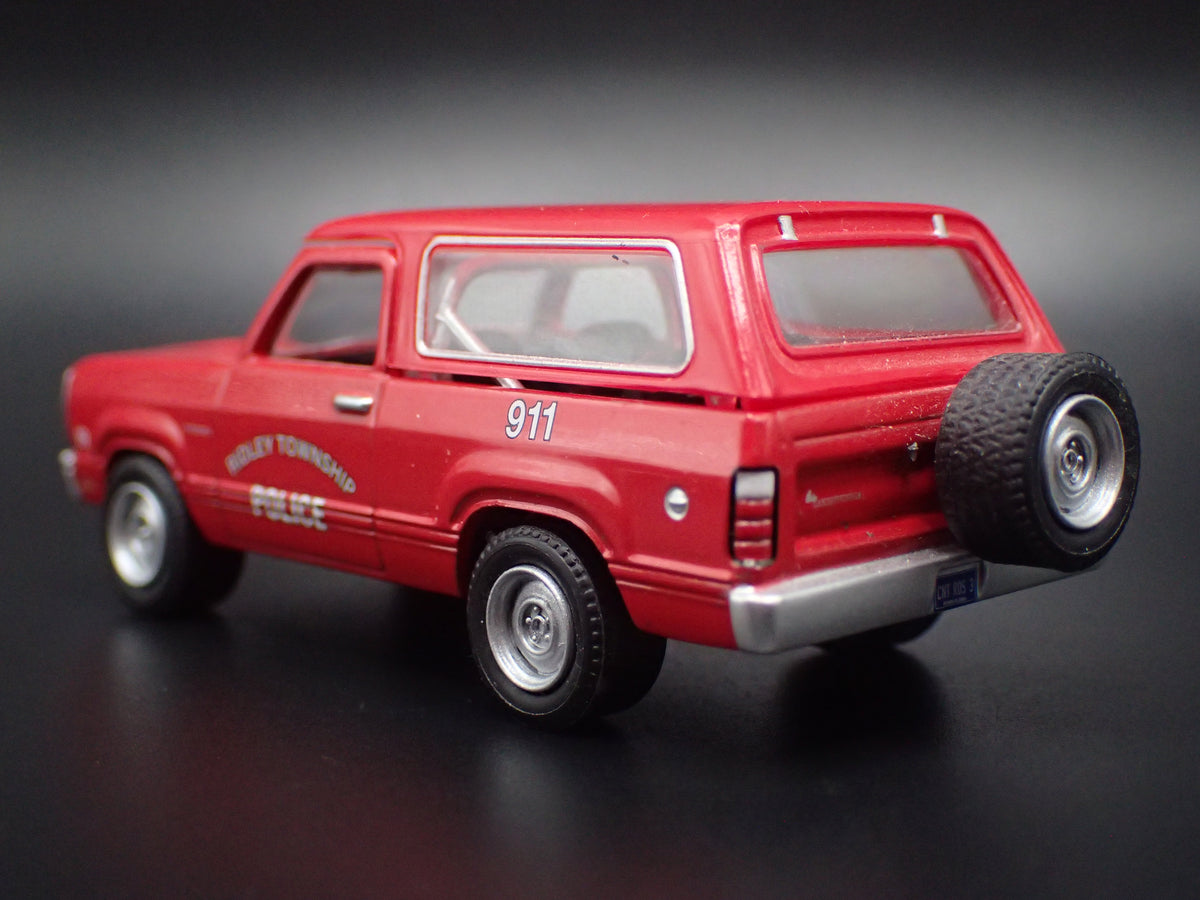 1978 78 DODGE RAMCHARGER TRUCK RIDLEY TWP PA FIRE 1/64 SCALE DIECAST MODEL CAR