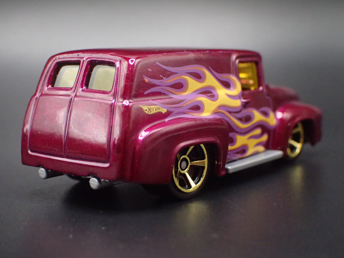 1956 56 FORD F100 PANEL DELIVERY VAN PURPLE 1:64 SCALE DIORAMA DIECAST MODEL CAR